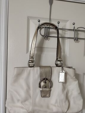 Coach Women's Cream Leather Shoulder Bag with Gold Trim